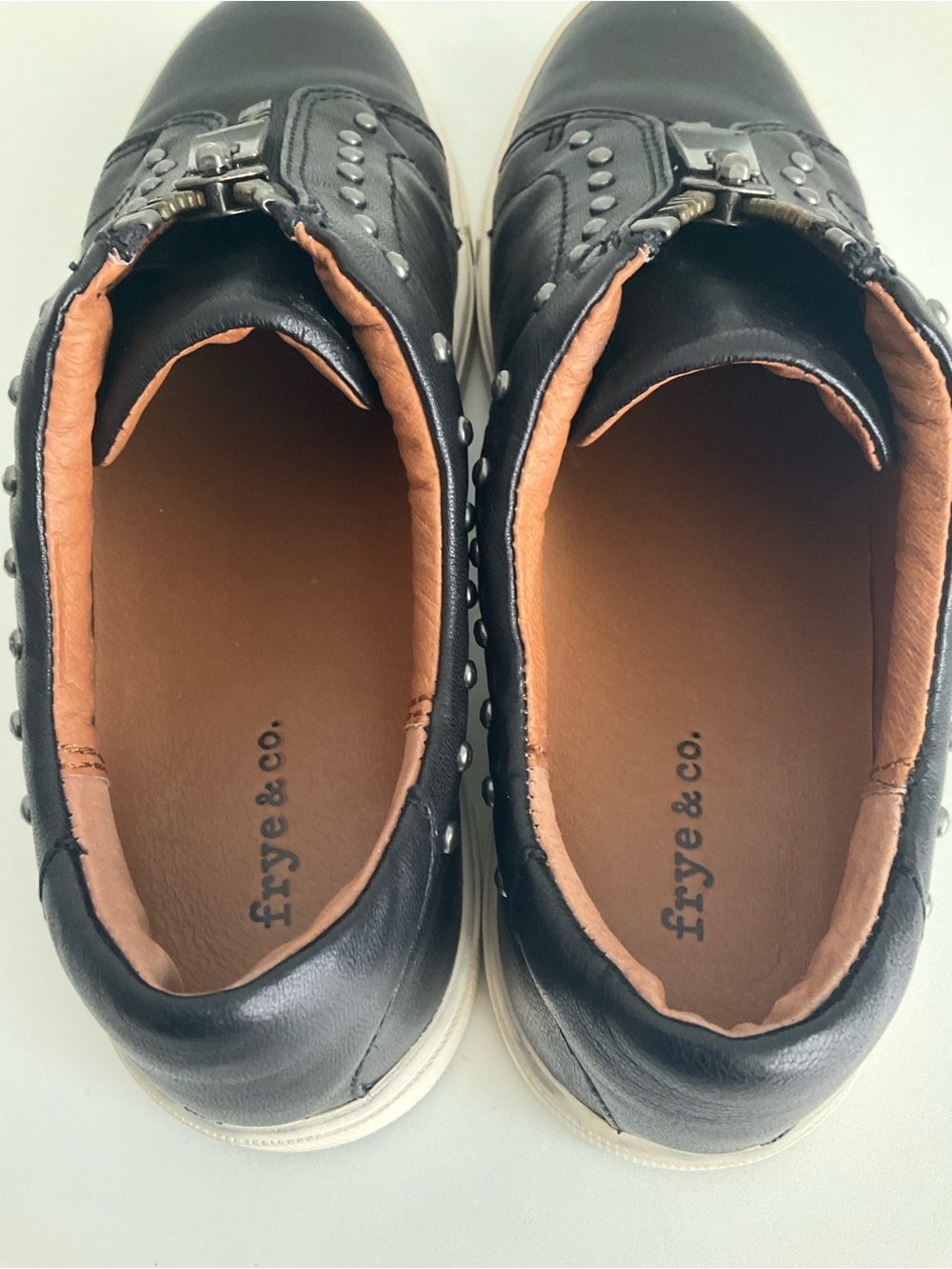 FRYE AND CO. 7 M Black Leather Zip-Front Studded Slip-On Flats - Picture 8 of 11